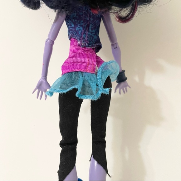 Mattel Monster High Jane Boolittle Doll - Picture 9 of 15